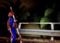ANGGOTA Angkatan Pertahanan Awam (APM) melakukan pemantauan di kawasan sungai ekoran hujan lebat berterusan sehingga mengakibatkan paras meningkat di Kubang Pasu.