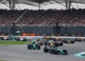 ANTARA aksi perlumbaan Formula 1 Bahrain Granprix di Malaysia, di SIC, kelmarin. - UTUSAN/SHIDDIEQIIN ZON