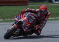Pelumba Ducati Lenovo Team, Marc Marquez beraksi pada sesi latihan kelas MotoGP pada perlumbaan Petronas Grand Prix of Malaysia 2026 (MotoGP) di Litar Antarabangsa Sepang di sini hari ini. - UTUSAN/AMIR KHALID