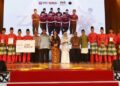 Pasukan Gemalai Qarma Dansa daripada Universiti Teknologi Mara (UiTM) dinobatkan sebagai johan Festival Zapin MAKUM 2026, baru-baru ini.