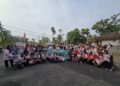 PESERTA bergambar semasa program Hari Pembersihan Sedunia Gadang di Pulau Santap, Janda Baik, Bentong, Pahang, baru-baru ini.