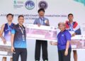 MUHAMMAD Haziq Mohd. Hairol Izmi (tengah) bersama barisan pemenang bagi kategori 10km Maraton Standard Chartered Kuala Lumpur (KLSCM) 2026.
