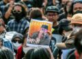 SEJUMLAH penunjuk perasaan antijerebu di Yogyakarta hari ini. - AFP