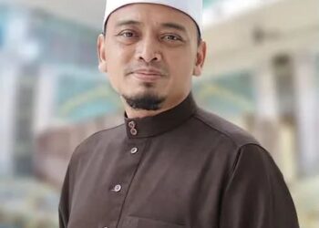 USTAZ WADI ANNUAR