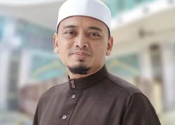 USTAZ WADI ANNUAR