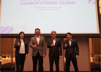 MAJLIS pelancaran  pengkomputeran awan (cloud) hibrid UMW Holdings bersama TM One.