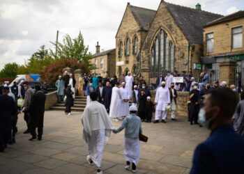 DI Scotland pada musim sejuk, waktu malamnya lebih panjang dari siang sehinggakan waktu zuhur dan asar menjadi sangat singkat. – AFP