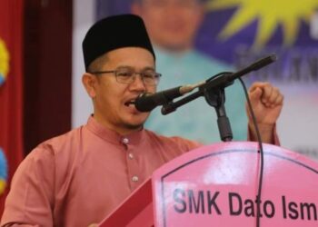 TUAN Mohd. Saripudin Tuan Ismail.UTUSAN/TOREK SULONG