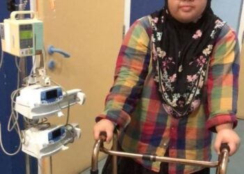 NUR Eiffa Hazeeqa Mohd. Hafiz memerlukan bantuan kewangan bagi menampung kos rawatan penyakit Crohn yang dihidapinya sejak tujuh tahun lalu.