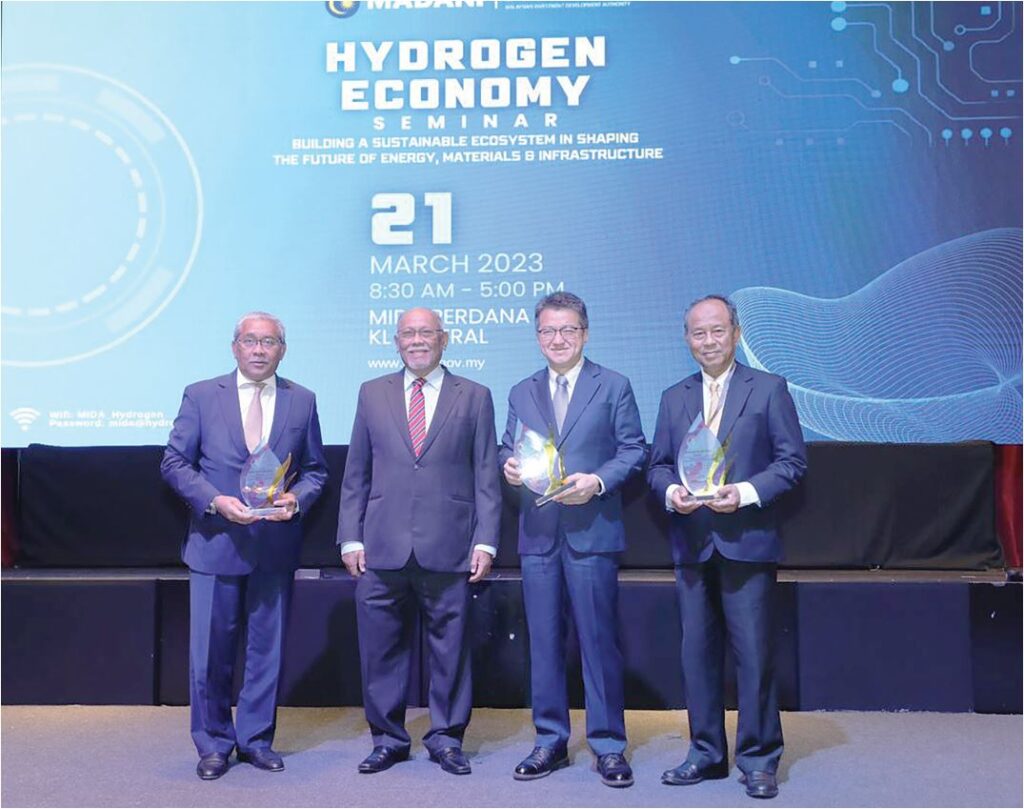 Syarikat Korea minat melabur industri hidrogen di Sarawak