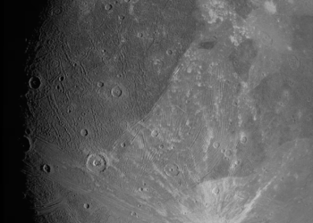 : IMEJ Ganymede yang berjaya dirakamkan oleh kapal angkasa lepas Juno.-NASA