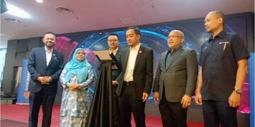 ONN Hafiz Ghazi melancarkan Program Pembiayaan BRJohorNiaga di Fraser Place, Puteri Harbour, Iskandar Puteri, Johor.