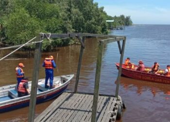 OPERASI mencari dan menyelamat dua mangsa lemas masih giat diuasahakn oleh anggota bomba dan APM