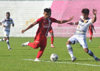 PERLAWANAN melibatkan KUFC dengan Negeri Sembilan dalam aksi Liga Perdana di Stadium Sultan Muhammad IV, Kota Bharu, kelmarin.- IHSAN KELANTAN UNITED FOOTBALL CLUB