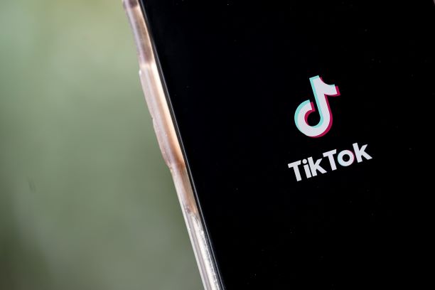 TikTok cuba dapatkan permit e-dagang Indonesia