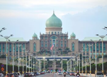 Kerajaan baharu perlu segera dibentuk bagi memuktamadkan belanjawan. - GAMBAR HIASAN