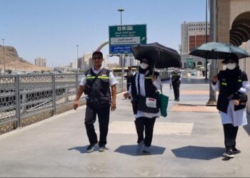 ARAB Saudi berdepan dengan keadaan cuaca yang tidak menentu, menyaksikan waktu panas dan hujan boleh berlaku bila-bila masa. - AGENSI