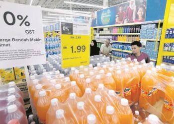 PADA pandangan penulis, antara sebab GST ditentang kerana  masyarakat merasakan sistem percukaian tersebut tidak selari dengan kehendak dan keperluan mereka.
