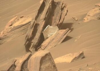 GAMBAR menunjukkan lapisan thermal blanket yang ditemukan di planet Marikh. - NASA
