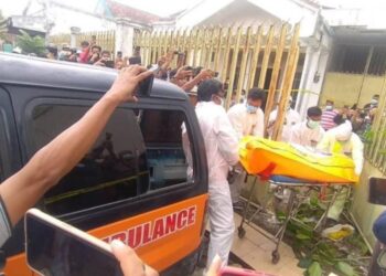 SATU mayat reput yang disyaki pencuri ditemukan di rumah kosong di Pamekasan, Madura. - AGENSI