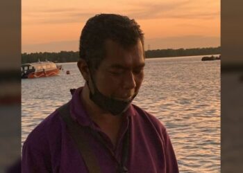 MD. Shamsuddin Mohamed Shari gagal dikesan ketika menghantar dokumen kepada sebuah kapal di perairan Pintu Gedung, Pelabuhan Klang, di Klang, Selangor kelmarin.