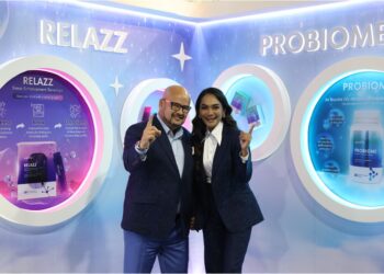 HARITH Iskander dan Dr. Jezamine Lim pada majlis pelancaran Relazz dan Probiome di Bangsar, Kuala Lumpur, baru-baru ini.
