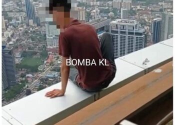 MANGSA dikatakan cuba terjun melalui Sky Deck, Menara Kuala Lumpur. - IHSAN JBPM