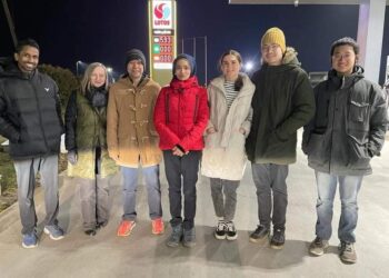 SEMBILAN rakyat Malaysia bersama dua tanggungan mereka telah pun selamat di bawa keluar dari Kyiv, Ukraine dan dalam perjalanan pulang ke Kuala Lumpur, dijangka tiba esok.