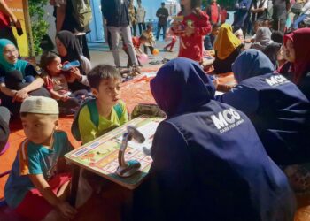 UMAT Islam wajar disuntik atau disedarkan
kembali semangat iqra’ atau membaca yang
diwariskan oleh para anbia kepada generasi
manusia hari ini. – GAMBAR HIASAN