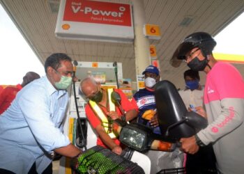 HARGA runcit petrol masih kekal.