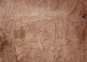 TAPAK masjid lumpur era Umayyah ditemukan di kota Al-Rifai. - AGENSI BERITA IRAQ