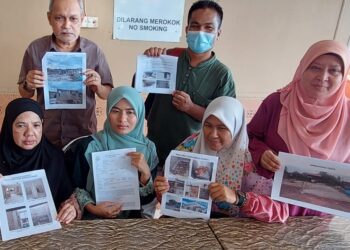 SERAMAI enam pembeli rumah mendakwa kerugian hampir setengah juta ringgit selepas  projek perumahan mereka terbengkalai dan gagal disiapkan oleh kontraktor yang sama sejak pertengahan tahun lepas.