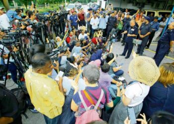 CADANGAN Akta Anti Berita Berat Sebelah dilihat dapat menyediakan laporan pemberitaan yang adil
dan saksama.