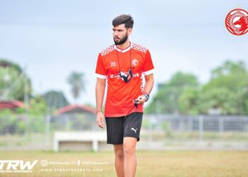 POL Corpas sebelum ini memainkan peranan selaku penolong jurulatih dan juruanalisis video dalam pasukan Kelantan FC.