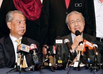 MUHYIDDIN YASSIN dan MAHATHIR MOHAMAD