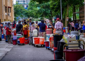 Masalah bekalan air berulang lagi di Lembah Klang ekoran pencemaran yang berlaku di Sungai Selangor.