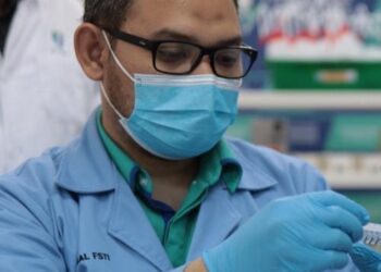 Penyelidik dari Fakulti Sains dan Teknologi Industri (FSTI) Universiti Malaysia Pahang (UMP), Dr. Hajar Fauzan Ahmad