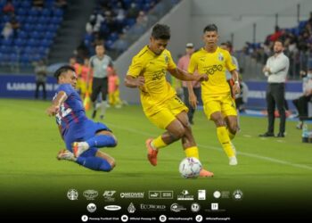 PARA pemain Penang FC gagal memberikan
aksi terbaik apabila mereka berdepan masalah
kecergasan selain hilang dua penyerang utama.
– FACEBOOK PENANG FC