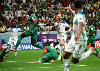 PEMAIN tengah England, Jordan Henderson meraikan jaringan gol menentang Senegal dalam saingan 16 akhir sebelum ini. England akan menentang Perancis dalam suku akhir Ahad ini. - AFP