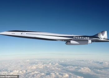 SYARIKAT American Airlines bersetuju membeli sehingga 20 buah pesawat Overture. - BOOM SUPERSONIC