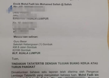 SURAT yang didakwa diterima Cikgu Fadli daripada Kementerian Pendidikan.