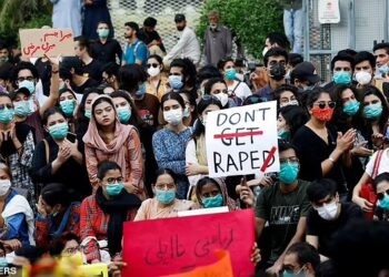 KADAR sabitan kes rogol di Pakistan sangat rendah dan sering melibatkan penyelesaian luar mahkamah yang dilakukan majlis pemimpin masyarakat.-AGENSI
