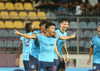 PEMAIN Sabah meraikan jaringan ke atas UiTM FC dalam aksi Piala Malaysia malam ini.
