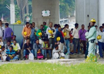 KITA tidak boleh selama-lamanya bergantung kepada tenaga kerja dari luar.