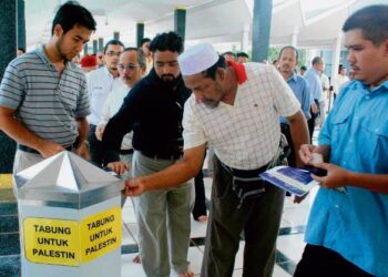 AMALAN bersedekah di bulan Ramadan dapat
melahirkan rasa keinsafan dan bersyukur dengan
segala nikmat yang diberikan Allah SWT.