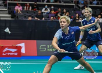 PASANGAN beregu campuran negara, Chen Tang Jie-Toh Ee Wei tumpas di separuh akhir Terbuka Singapura.