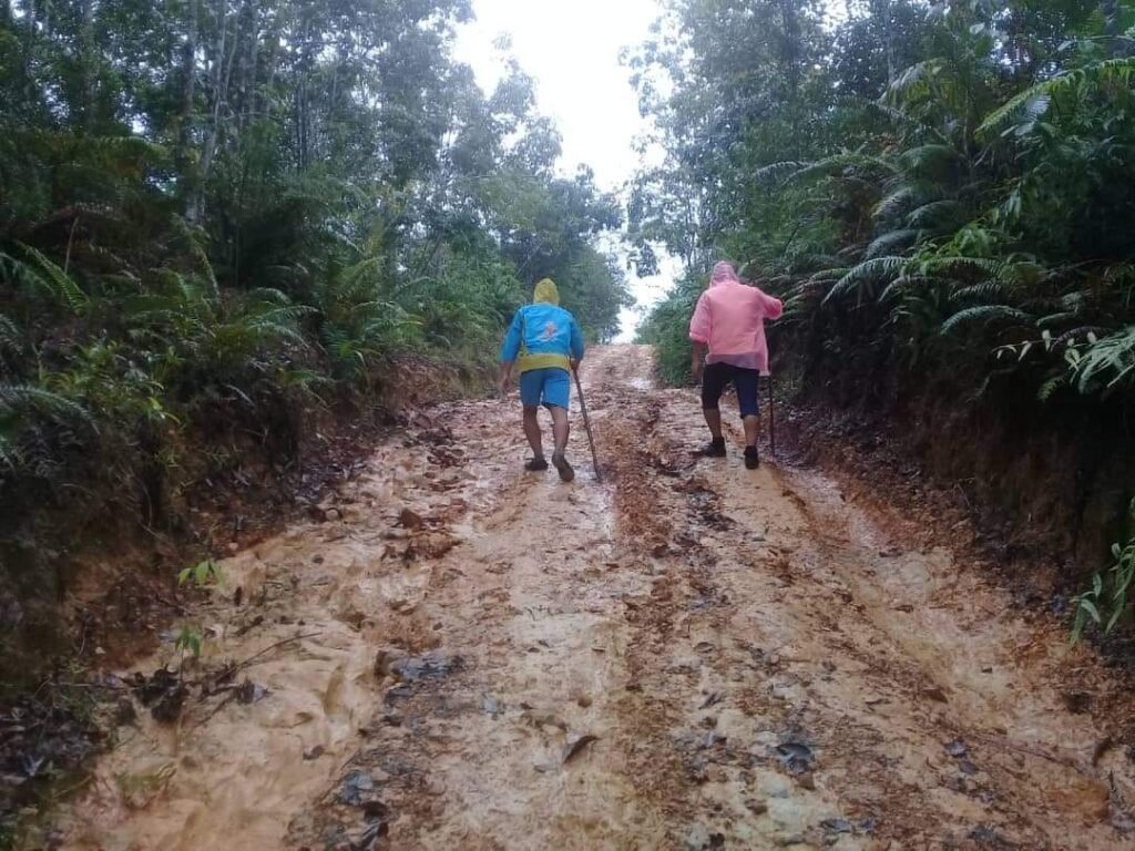 Redah lumpur hantar kertas kerja pelajar – Utusan Digital