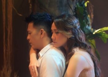 Gambar daripada klip video Mencari Cinta mencetuskan gosip kemungkinan BCL dan Ariel  ada hubungan istimewa.- Gambar laman sosial