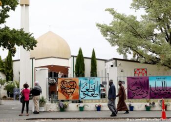 MASJID Linwood merupakan satu daripada lokasi sasaran serangan tembakan rambang oleh pengganas kulit putih, Brenton Tarrant di Christchurch pada Mac 2019. - AGENSI