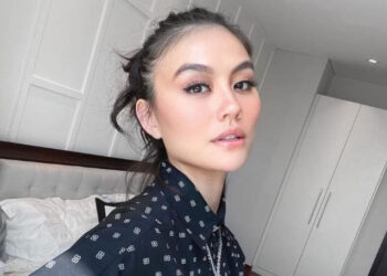 AGNEZ MO